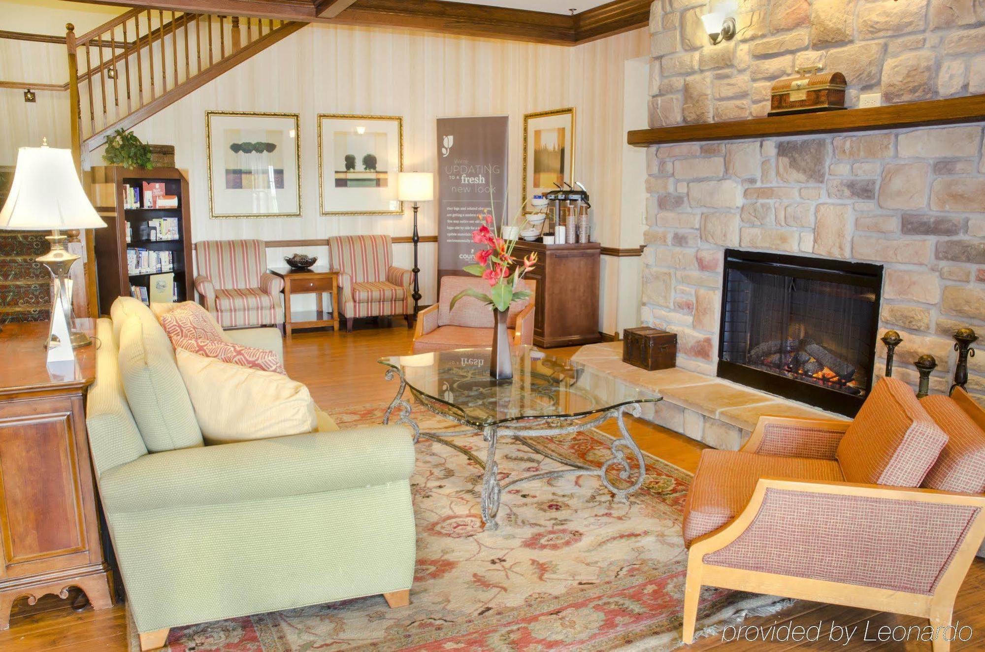 Country Inn & Suites By Radisson, Kansas City At Village West, Ks Bonner Springs Esterno foto